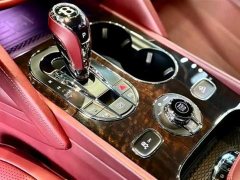 Bentley Bentayga 4.0T V8 - ფოტო 7