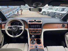 Bentley Bentayga 2023 4.0T V8 Long Wheelbase Elegance Edition - ფოტო 4