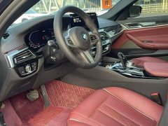 BMW 5 Series 530Li Premier M Sport Package - ფოტო 3
