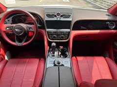 Bentley Bentayga 4.0T V8 - ფოტო 8
