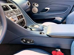 Aston Martin DB11 2020 4.0T V8 Volante - ფოტო 10