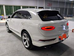 Bentley Bentayga 4.0T V8 - ფოტო 3