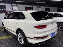 Bentley Bentayga 4.0T V8 - ფოტო 2