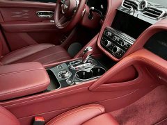 Bentley Bentayga 2023 4.0T V8 Long Wheelbase - ფოტო 3