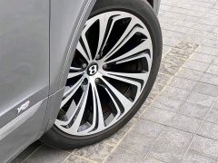 Bentley Bentayga 4.0T V8 - ფოტო 10