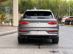 Bentley Bentayga 4.0T V8 - ფოტო 4