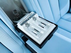 Rolls-Royce Cullinan Four-Seat Edition - ფოტო 10