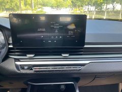 Geely Emgrand 4th Generation 1.5L CVT Luxury - ფოტო 11