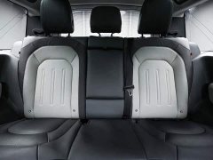 Land Rover Defender 90 P400 X-DYNAMIC S - ფოტო 14