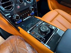 Rolls-Royce Cullinan Black Badge - ფოტო 17