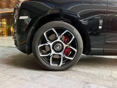 Rolls-Royce Cullinan Black Badge - ფოტო 9