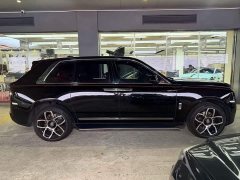 Rolls-Royce Cullinan Four-Seat Edition - ფოტო 5