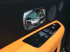 Rolls-Royce Cullinan Black Badge - ფოტო 4