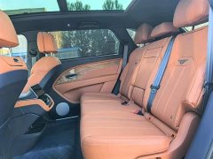 Bentley Bentayga 4.0T V8 Long Wheelbase - ფოტო 8