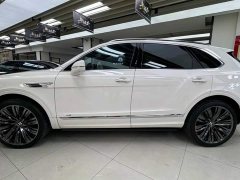 Bentley Bentayga 4.0T V8 - ფოტო 3