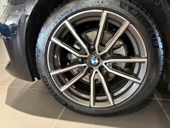 BMW 3 Series 325Li M Sport Package - ფოტო 14