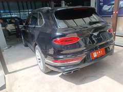 Bentley Bentayga 2022 4.0T V8 - ფოტო 4
