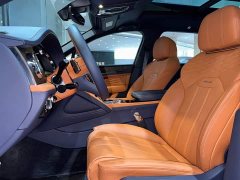 Bentley Bentayga 4.0T V8 Long Wheelbase - ფოტო 5