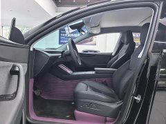 Tesla Model Y Rear-Wheel Drive - ფოტო 5