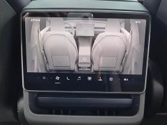 Tesla Model Y Rear-Wheel Drive - ფოტო 7
