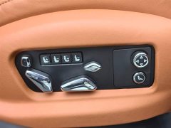 Bentley Flying Spur 4.0T V8 Elegance Edition - ფოტო 17