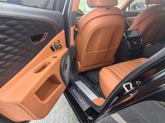 Bentley Flying Spur 4.0T V8 Elegance Edition - ფოტო 20