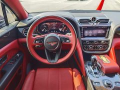 Bentley Bentayga 4.0T V8 - ფოტო 8