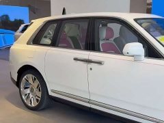 Rolls-Royce Cullinan 6.7L Automatic - ფოტო 9