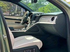 Bentley Bentayga 4.0T V8 Long Wheelbase Elegance Edition - ფოტო 3