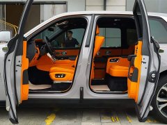 Rolls-Royce Cullinan Four-Seat Edition - ფოტო 12