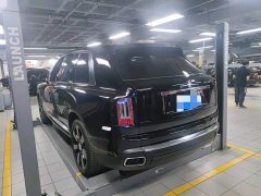 Rolls-Royce Cullinan Four-Seat Edition - ფოტო 4