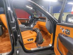 Rolls-Royce Cullinan Four-Seat Edition - ფოტო 8