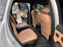 NIO ES8 100kWh 6-Seat Edition - ფოტო 12