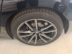 BMW 3 Series 325Li M Sport Package - ფოტო 18