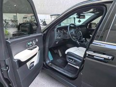 Rolls-Royce Cullinan Four-Seat Edition - ფოტო 6