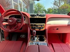 Bentley Bentayga 2023 4.0T V8 Elegance - ფოტო 7