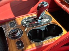 Bentley Bentayga 2023 4.0T V8 Elegance - ფოტო 9