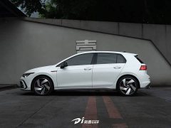 Volkswagen Golf GTI 2023 380TSI DSG GTI - ფოტო 2