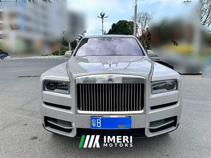 Rolls-Royce Cullinan 2018 Four-Seater - ავტომობილი ჩინეთიდან