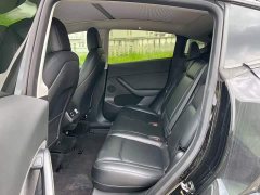 Tesla Model Y Performance All-Wheel Drive - ფოტო 6