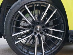 Aston Martin DBX 4.0T V8 707 - ფოტო 7