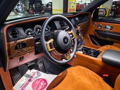 Rolls-Royce Cullinan 2021 Black Badge Neon Nights - ფოტო 7