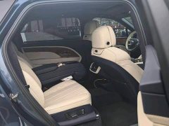 Bentley Bentayga 4.0T V8 Long Wheelbase - ფოტო 12