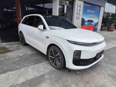 Li Auto L6 Pro - ფოტო 1