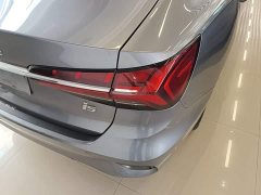 SAIC MG i5 1.5L CVT Diamond Edition - ფოტო 8
