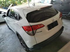 Honda Vezel 2020 1.5L CVT Pioneer Edition - ფოტო 5