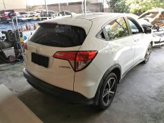 Honda Vezel 2020 1.5L CVT Pioneer Edition - ფოტო 7