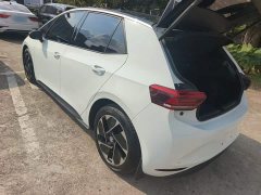 Volkswagen ID.3 Outstanding Edition - ფოტო 5