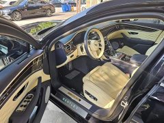 Bentley Flying Spur 4.0T V8 Mulliner - ფოტო 5
