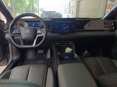 BYD Qin L DM-i 128KM Entry-Level - ფოტო 10